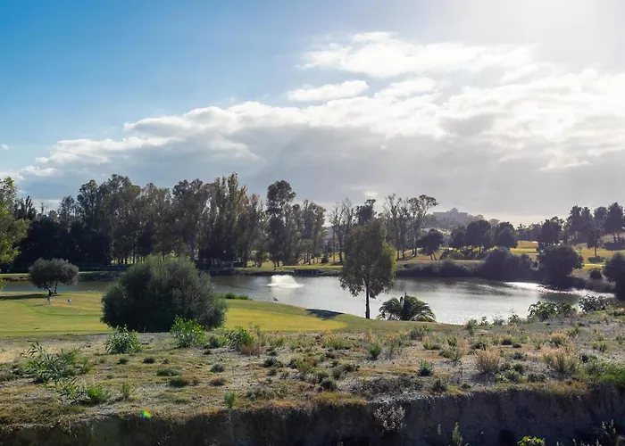 Atalaya Hills Carrera Hotel