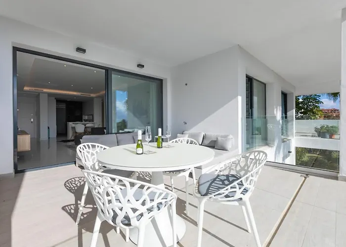 Hotel Atalaya Hills Carrera *